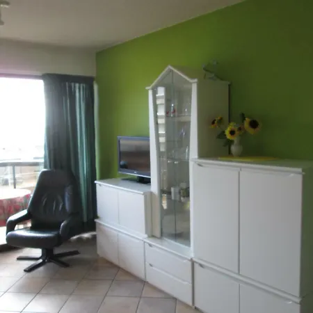Apartment Plaza *