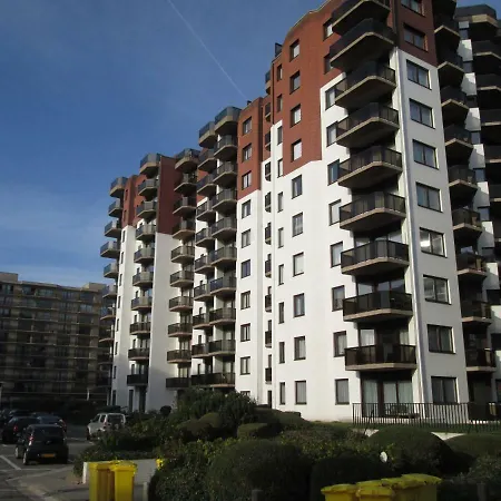 Plaza Apartment